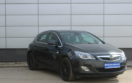 Opel Astra J, 2011 год, 865 000 рублей, 3 фотография