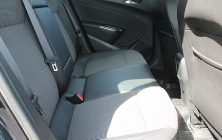 Opel Astra J, 2011 год, 865 000 рублей, 12 фотография