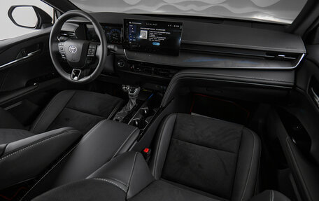 Toyota Camry, 2025 год, 5 590 000 рублей, 27 фотография