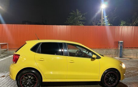 Volkswagen Polo VI (EU Market), 2011 год, 690 000 рублей, 3 фотография