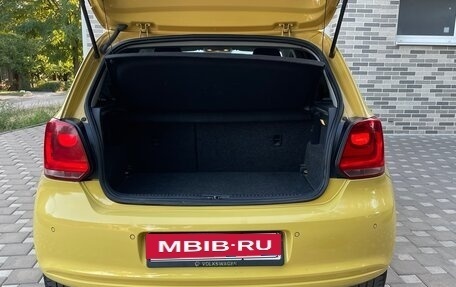 Volkswagen Polo VI (EU Market), 2011 год, 690 000 рублей, 15 фотография