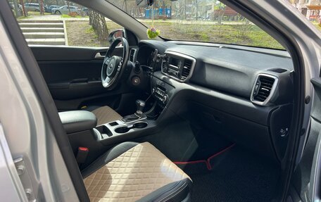 KIA Sportage IV рестайлинг, 2019 год, 2 300 000 рублей, 6 фотография