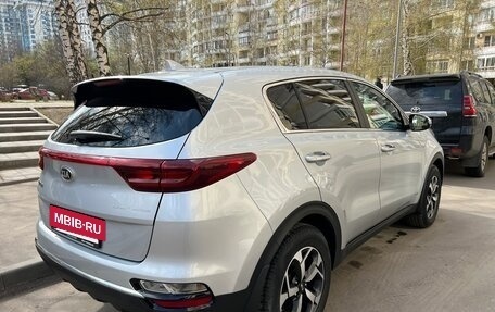KIA Sportage IV рестайлинг, 2019 год, 2 300 000 рублей, 4 фотография