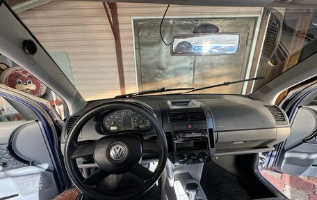 Volkswagen Polo IV рестайлинг, 2004 год, 410 000 рублей, 5 фотография