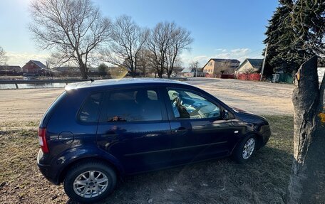 Volkswagen Polo IV рестайлинг, 2004 год, 410 000 рублей, 2 фотография