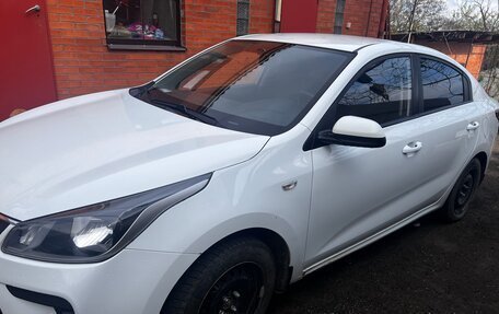 KIA Rio IV, 2017 год, 1 300 000 рублей, 2 фотография