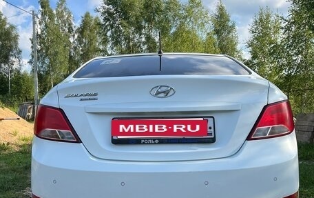 Hyundai Solaris II рестайлинг, 2016 год, 900 000 рублей, 3 фотография