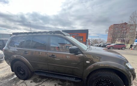 Mitsubishi Pajero Sport II рестайлинг, 2015 год, 2 070 000 рублей, 10 фотография