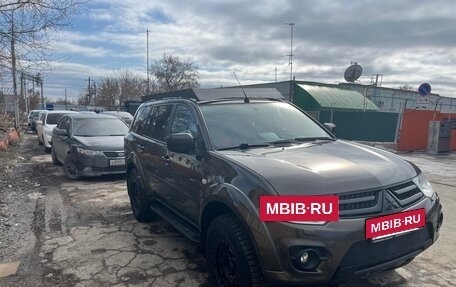 Mitsubishi Pajero Sport II рестайлинг, 2015 год, 2 070 000 рублей, 11 фотография