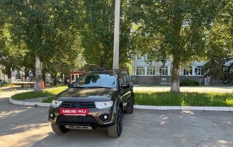 Mitsubishi Pajero Sport II рестайлинг, 2015 год, 2 070 000 рублей, 31 фотография