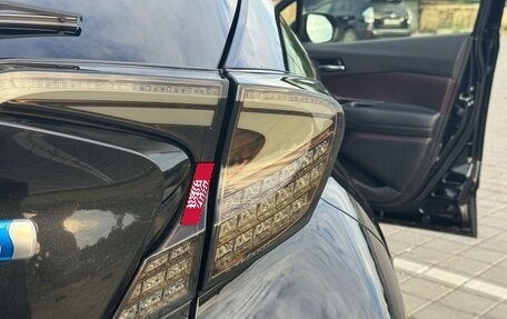 Toyota C-HR I рестайлинг, 2018 год, 2 050 000 рублей, 1 фотография