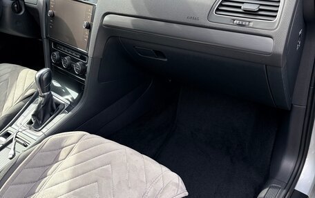 Volkswagen Golf VII, 2018 год, 2 100 000 рублей, 14 фотография