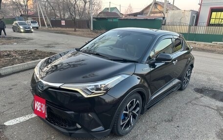 Toyota C-HR I рестайлинг, 2018 год, 2 050 000 рублей, 12 фотография