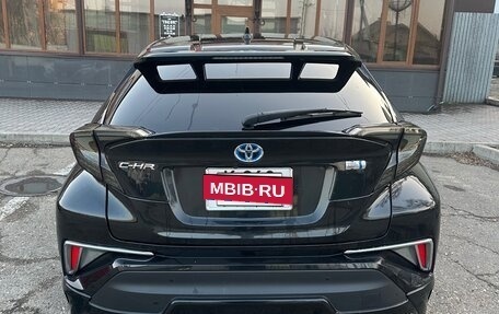 Toyota C-HR I рестайлинг, 2018 год, 2 050 000 рублей, 10 фотография