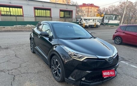 Toyota C-HR I рестайлинг, 2018 год, 2 050 000 рублей, 14 фотография