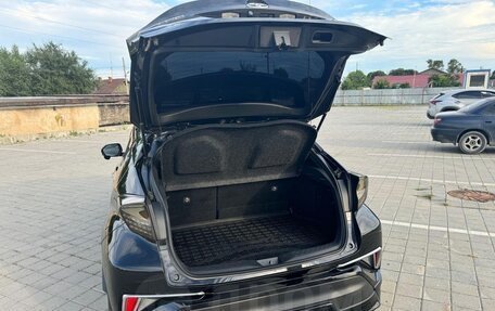 Toyota C-HR I рестайлинг, 2018 год, 2 050 000 рублей, 20 фотография