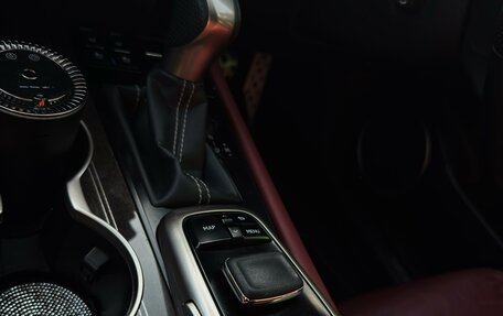 Lexus RX IV рестайлинг, 2017 год, 4 300 000 рублей, 10 фотография