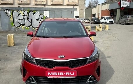 KIA Rio IV, 2020 год, 1 690 000 рублей, 10 фотография
