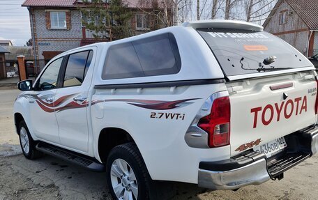 Toyota Hilux VIII, 2020 год, 4 490 000 рублей, 6 фотография