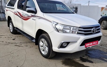 Toyota Hilux VIII, 2020 год, 4 490 000 рублей, 3 фотография