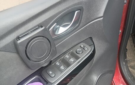 Renault Kaptur I рестайлинг, 2021 год, 1 777 000 рублей, 21 фотография