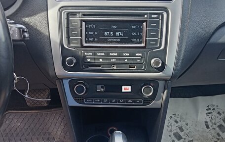 Volkswagen Polo VI (EU Market), 2015 год, 705 000 рублей, 11 фотография