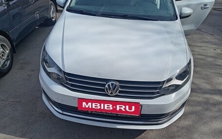 Volkswagen Polo VI (EU Market), 2015 год, 705 000 рублей, 4 фотография