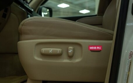 Toyota Land Cruiser 200, 2013 год, 5 100 000 рублей, 19 фотография