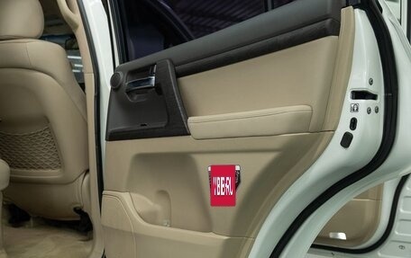 Toyota Land Cruiser 200, 2013 год, 5 100 000 рублей, 24 фотография