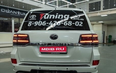 Toyota Land Cruiser 200, 2013 год, 5 100 000 рублей, 34 фотография