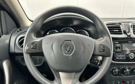 Renault Logan II, 2018 год, 954 000 рублей, 17 фотография