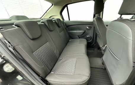 Renault Logan II, 2018 год, 954 000 рублей, 13 фотография