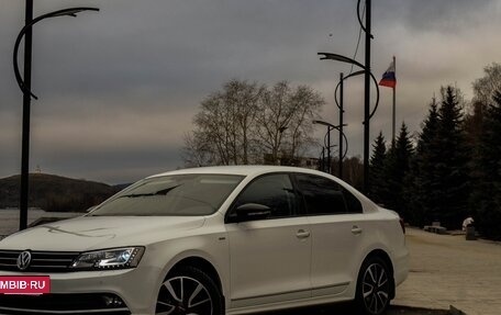 Volkswagen Jetta VI, 2018 год, 1 620 000 рублей, 6 фотография