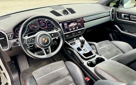 Porsche Cayenne III, 2021 год, 11 500 000 рублей, 12 фотография