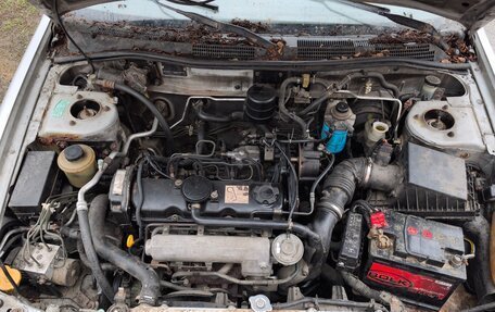 Nissan Primera II рестайлинг, 1998 год, 90 000 рублей, 18 фотография