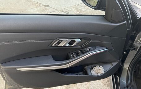 BMW 3 серия, 2019 год, 4 450 000 рублей, 9 фотография