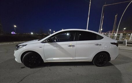 Hyundai Solaris II рестайлинг, 2017 год, 1 050 000 рублей, 6 фотография