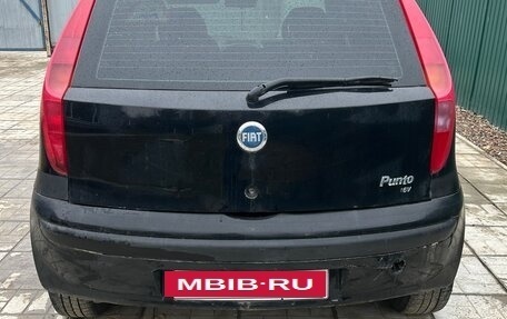 Fiat Punto III Punto Evo рестайлинг, 2002 год, 250 000 рублей, 3 фотография