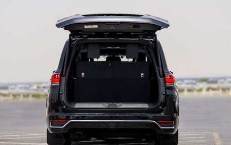 Toyota Land Cruiser, 2025 год, 14 650 000 рублей, 9 фотография