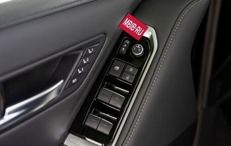 Toyota Land Cruiser, 2025 год, 14 650 000 рублей, 20 фотография