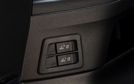 Toyota Land Cruiser, 2025 год, 14 650 000 рублей, 29 фотография