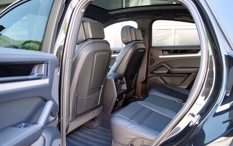 Porsche Cayenne III, 2026 год, 17 838 000 рублей, 13 фотография