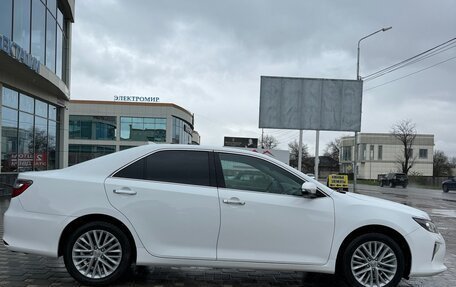 Toyota Camry, 2017 год, 2 300 000 рублей, 5 фотография
