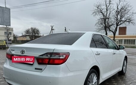 Toyota Camry, 2017 год, 2 300 000 рублей, 9 фотография