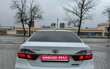 Toyota Camry, 2017 год, 2 300 000 рублей, 8 фотография
