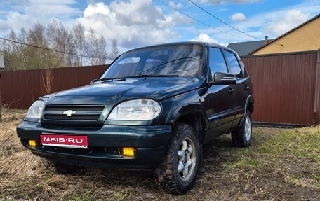 Chevrolet Niva I рестайлинг, 2005 год, 330 000 рублей, 1 фотография