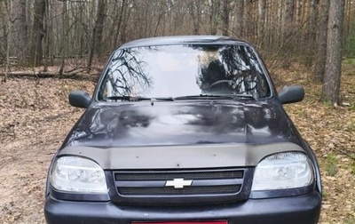 Chevrolet Niva I рестайлинг, 2004 год, 260 000 рублей, 1 фотография