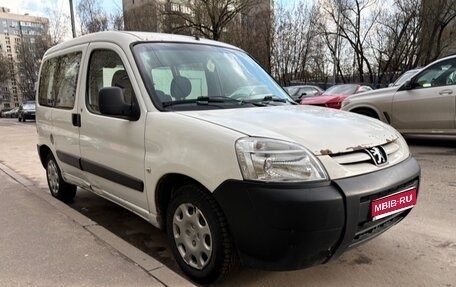 Peugeot Partner II рестайлинг 2, 2011 год, 610 000 рублей, 1 фотография