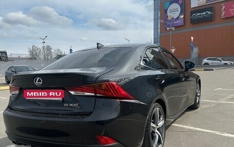 Lexus IS III, 2018 год, 2 750 000 рублей, 5 фотография