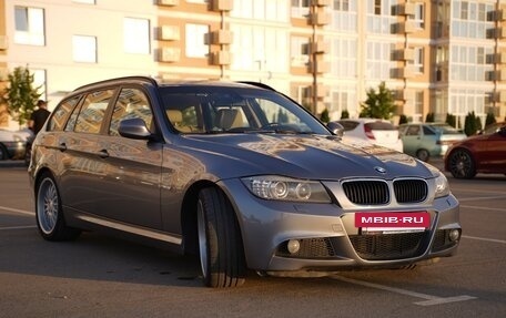 BMW 3 серия, 2010 год, 1 300 000 рублей, 2 фотография
